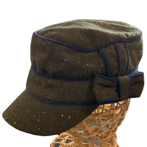 Lucky Brand  women’s tweed wool blend messenger hat